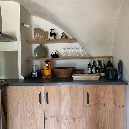 Maison La Chanette, Vue Montagne, Grand Jardin, Charme, Confort, Calme, Brasero, 10-12 Pers Holiday home *
