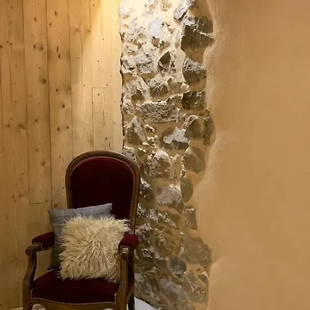 Holiday home Maison La Chanette, Vue Montagne, Grand Jardin, Charme, Confort, Calme, Brasero, 10-12 Pers Saint-Julien-en-Champsaur